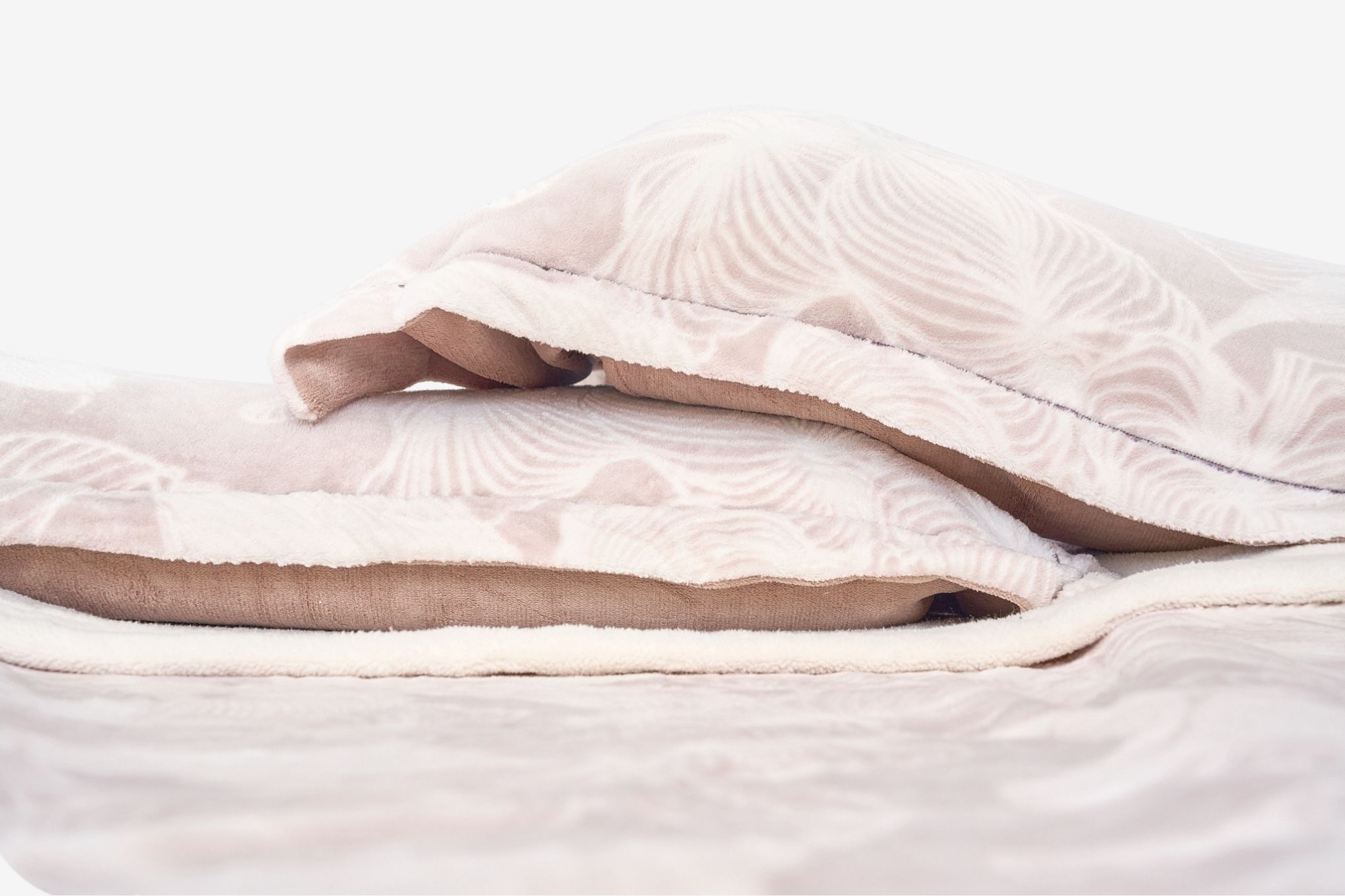 COLCHA MULTIUSO DE INVIERNO ROSA - Imagen 4